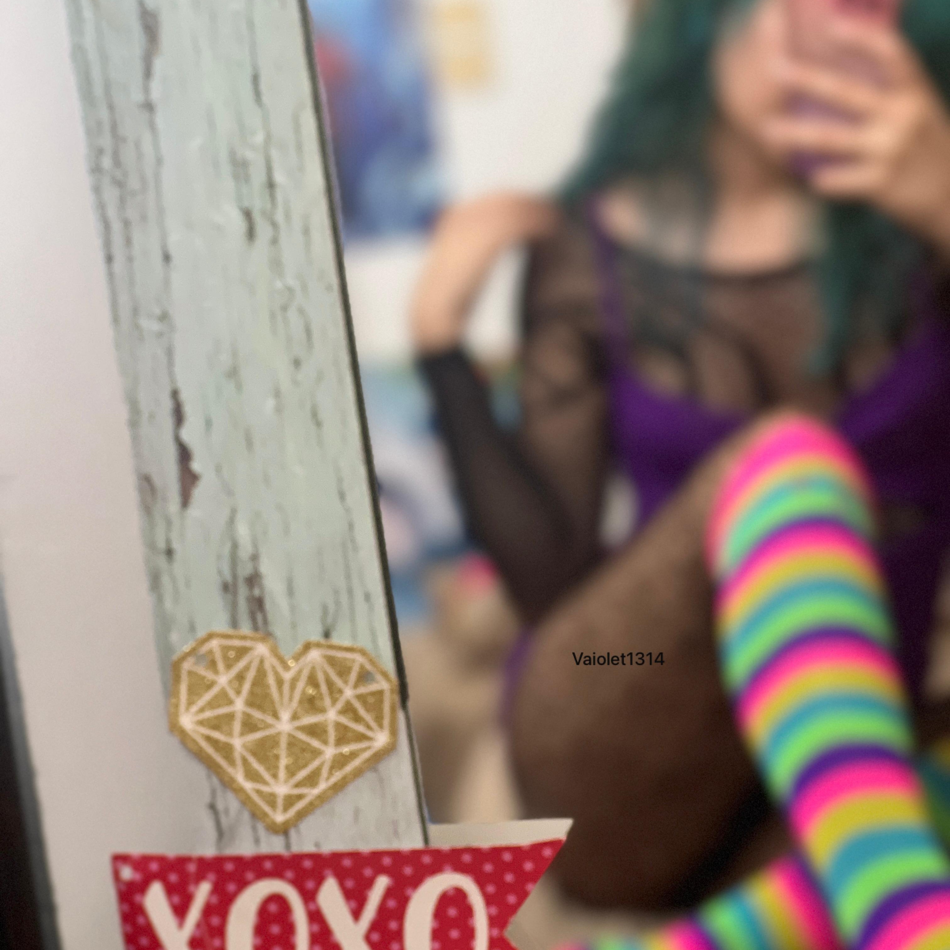 @vaiolet1314