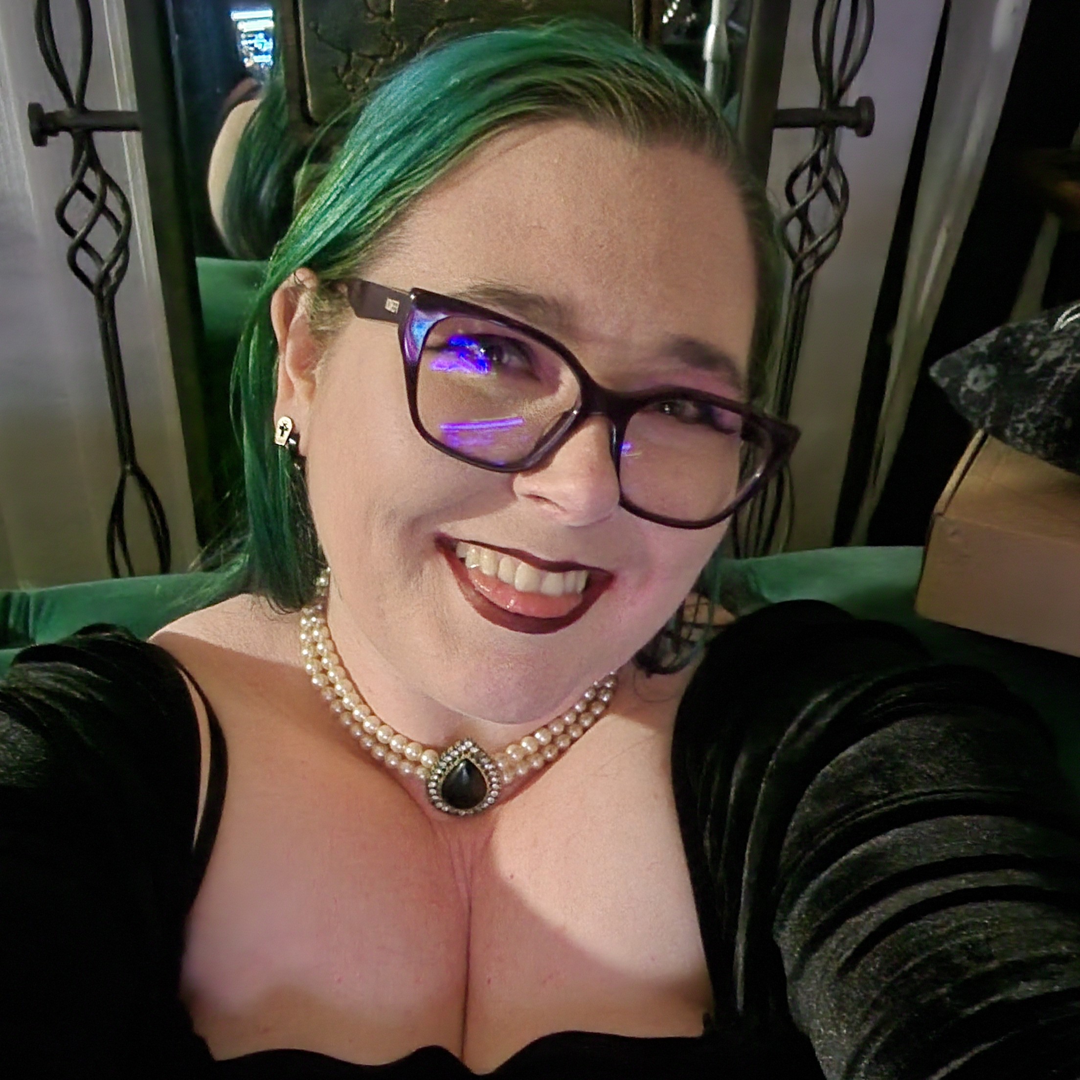 @gothiccphoenix